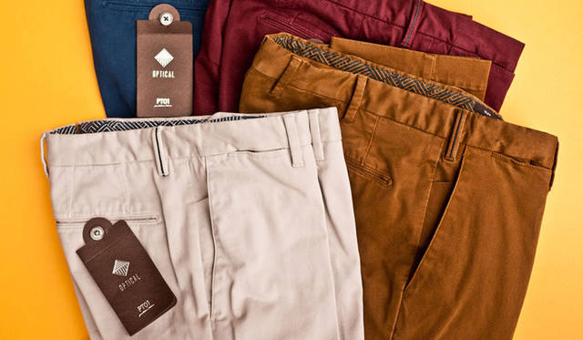 <strong>ESTNATION｜エストネーション</strong><br />PT01「Made to Order TRUNK SHOW」　OPTICAL＝美術用語で“視覚芸術的”。見るひとに視覚的錯覚を与えるようなスーパースリムフィット。今までのスリムフィット以上にテーパードがかかった新作。「OPTICAL（CPDTOP/EB19）」各3万1320円