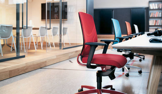 ウイルクハーン　ワーキングチェア「IN」　http://www.wilkhahn.co.jp/