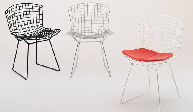 ノール　「ベルトイア・サイドチェア」（1952）　http://www.knoll.com/