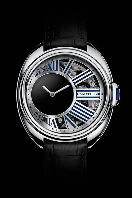 <strong>クレ ドゥ カルティエ ミステリアスアワー</strong><br />ケース｜950/1000パラジウム<br />直径｜41mm<br />厚さ｜11.25mm<br />ムーブメント｜手巻き（Cal.9981 MC）<br />パワーリザーブ｜約48時間<br />防水｜3気圧防水<br />価格｜785万円（税別）<br /><br />Laziz Hamani © Cartier