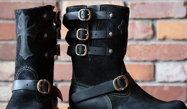 <strong>CHROME HEARTS｜クロムハーツ</strong><br />「CHROME HEARTS×WESCO BOOTS Custom Order Show」　オーダー参考価格「ブーツ」77万9760円（写真はオーダーの一例）　