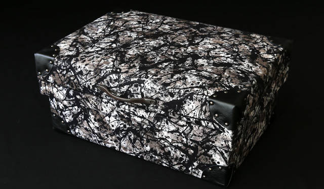 ISETAN JAPAN SENSES「近畿の染　色の世界」　大下倉和彦（染師）　インテリア茶箱（約W43×D29 ×H18cm）15万7140円