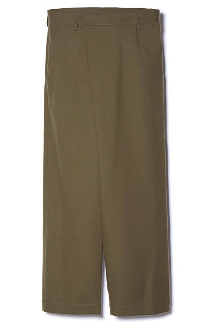 <strong>CHUNGKAWAI｜チャンカワイ</strong><br />2015-16年秋冬コレクション　パンツ3万240円