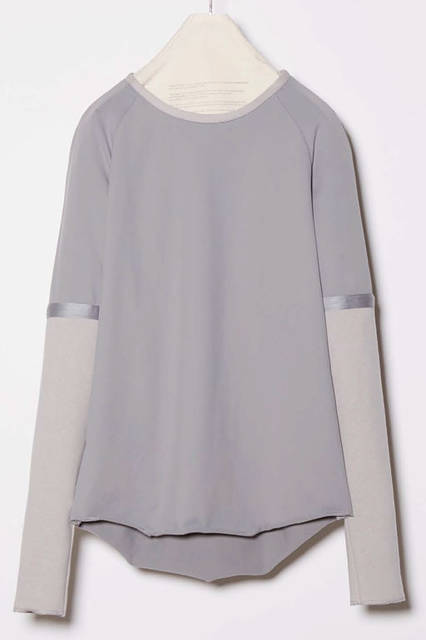 <strong>CHUNGKAWAI｜チャンカワイ</strong><br />2015-16年秋冬コレクション　クルーニット2万1600円