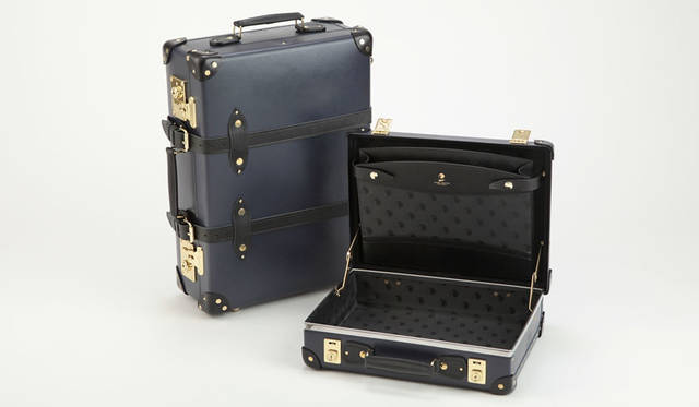 <strong>GLOBE-TROTTER｜グローブ・トロッター</strong><br />「007 スペクター トラベルケース」コレクション