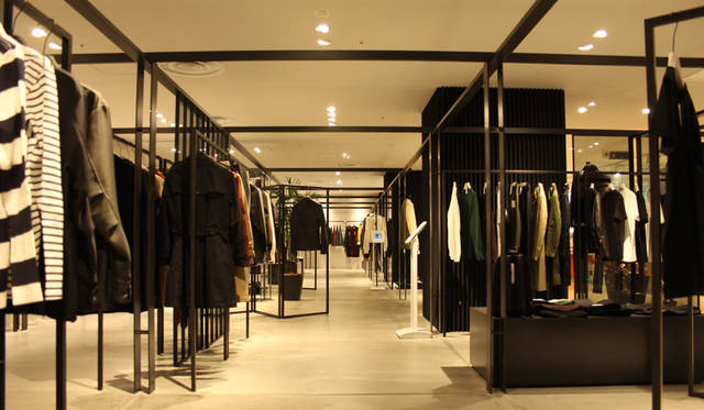 <strong>STUDIOUS｜ステュディオス</strong><br />「UNITED TOKYO NAGOYA」