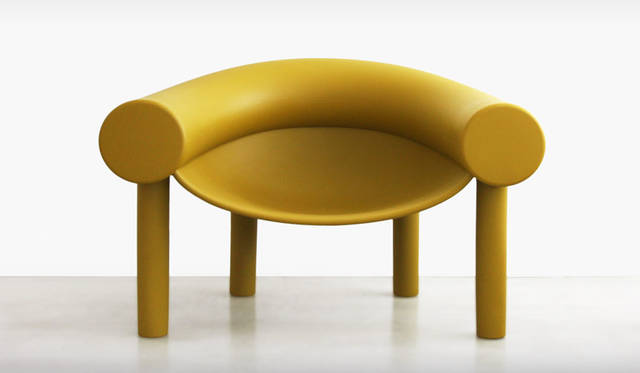 エキシビション「Objects by MAGIS」　Sam Son Low Chair design Konstantin Grcic Chair 9万円