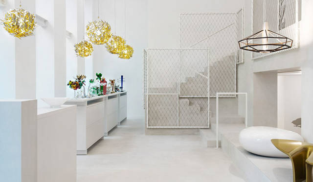 ドリアデ ショールーム（8Via Borgogna Milano）