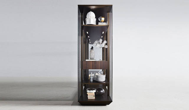 「KRISTAL（クリスタル）」