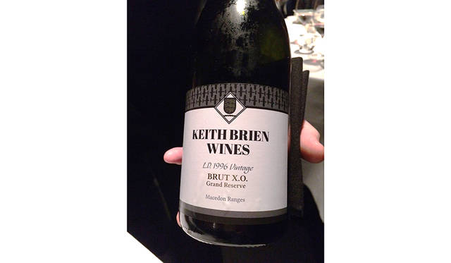 マッチングさせるワインはソムリエと相談。今回はビクトリア州への敬意を表して州産のワインをチョイス