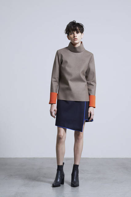 <strong>JOHN LAWRENCE SULLIVAN｜ジョン ローレンス サリバン</strong><br />2015-16年秋冬ウィメンズコレクション