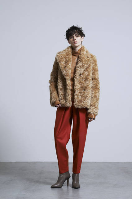 <strong>JOHN LAWRENCE SULLIVAN｜ジョン ローレンス サリバン</strong><br />2015-16年秋冬ウィメンズコレクション