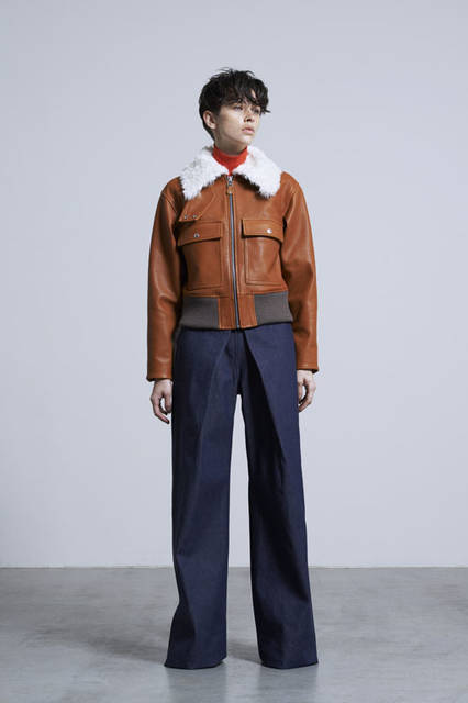 <strong>JOHN LAWRENCE SULLIVAN｜ジョン ローレンス サリバン</strong><br />2015-16年秋冬ウィメンズコレクション