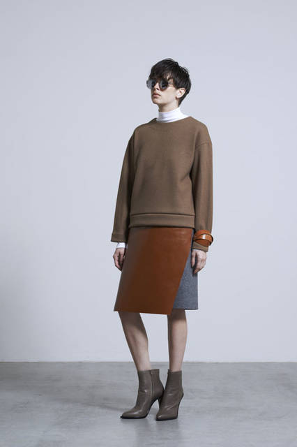 <strong>JOHN LAWRENCE SULLIVAN｜ジョン ローレンス サリバン</strong><br />2015-16年秋冬ウィメンズコレクション