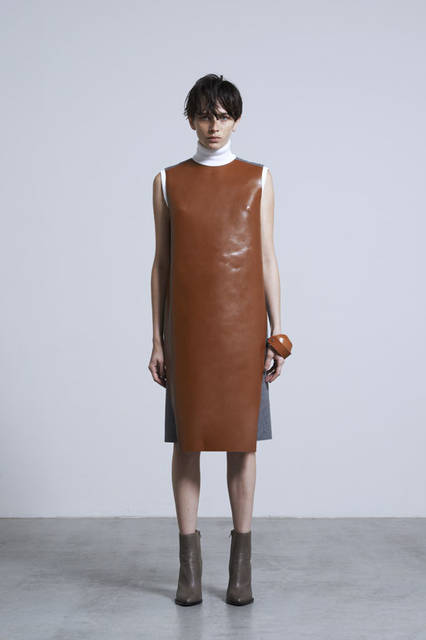 <strong>JOHN LAWRENCE SULLIVAN｜ジョン ローレンス サリバン</strong><br />2015-16年秋冬ウィメンズコレクション