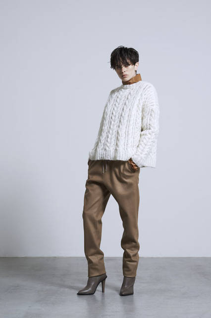 <strong>JOHN LAWRENCE SULLIVAN｜ジョン ローレンス サリバン</strong><br />2015-16年秋冬ウィメンズコレクション