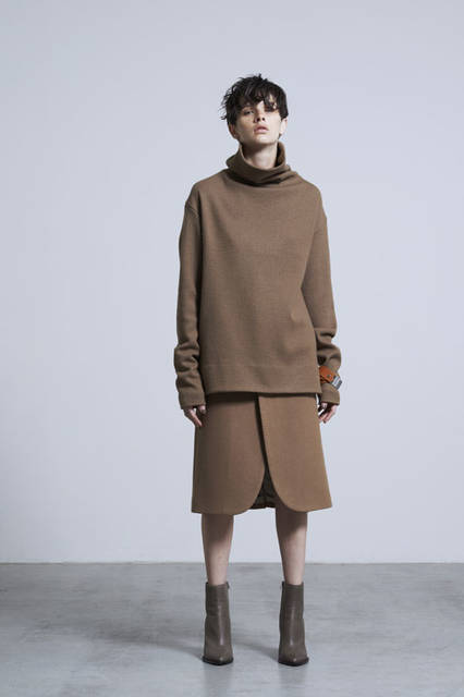 <strong>JOHN LAWRENCE SULLIVAN｜ジョン ローレンス サリバン</strong><br />2015-16年秋冬ウィメンズコレクション