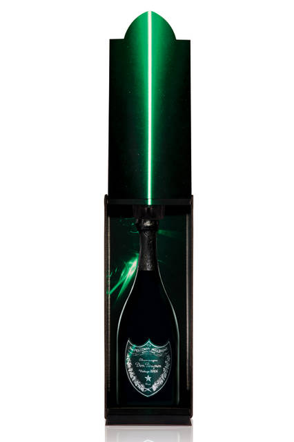 アルコール度数｜12.5度容量｜750ml希望小売価格｜2万2000円（税抜）発売日｜10月23日（金）　※全国主要百貨店で順次発売