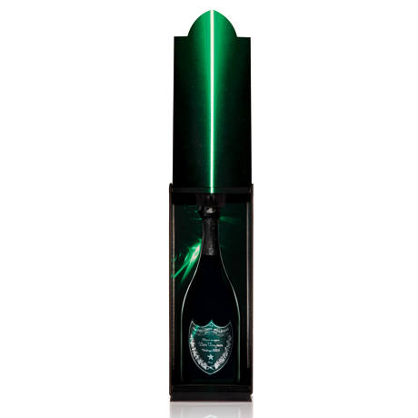 アルコール度数｜12.5度 容量｜750ml 希望小売価格｜2万2000円（税抜） 発売日｜10月23日（金）　※全国主要百貨店で順次発売