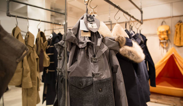 <strong>Nigel Cabourn｜ナイジェル・ケーボン</strong><br />2015-16年秋冬コレクション「THE TRANS-ANTARCTIC EXPEDITION & ROYAL AIRFORCE」展示会場にて