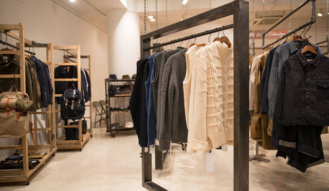 <strong>Nigel Cabourn｜ナイジェル・ケーボン</strong><br />2015-16年秋冬コレクション「THE TRANS-ANTARCTIC EXPEDITION & ROYAL AIRFORCE」展示会場にて