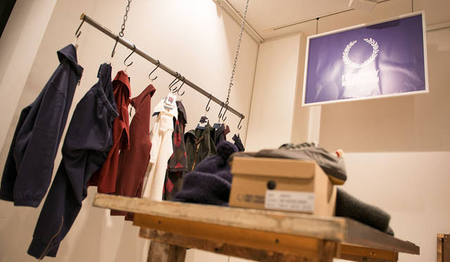 <strong>Nigel Cabourn｜ナイジェル・ケーボン</strong><br />2015-16年秋冬コレクション展示会場にて　「FRED PERRY（フレッドペリー）×Nigel Cabourn（ナイジェル・ケーボン）」