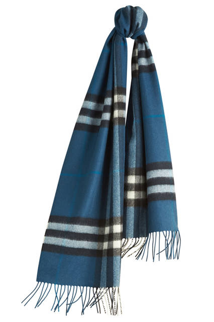 Burberry|バーバリー The-Classic-Cashmere-Scarf-in-Check-Marine-Blue