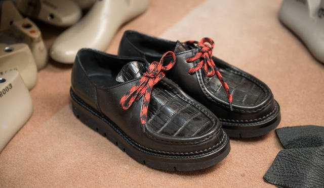 <strong>H? Katsukawa from Tokyo｜エイチ カツカワ フロム トウキョウ</strong><br />2015-16年秋冬コレクション「CLIMBING」