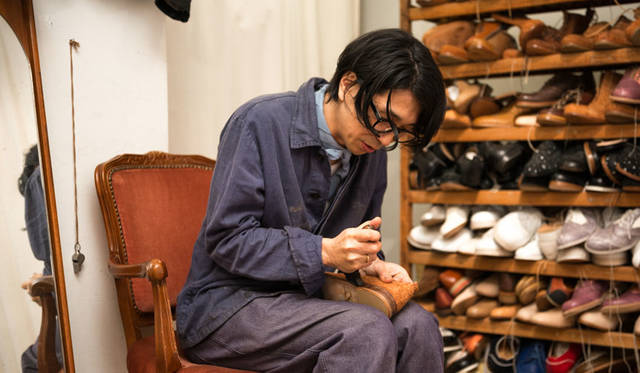 <strong>H? Katsukawa from Tokyo｜エイチ カツカワ フロム トウキョウ</strong><br />勝川永一氏のアトリエにて