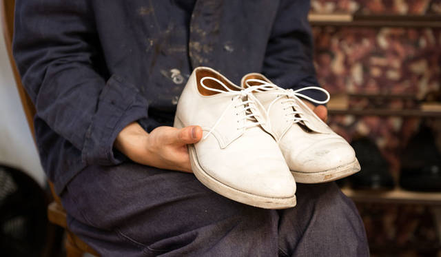 <strong>H? Katsukawa from Tokyo｜エイチ カツカワ フロム トウキョウ</strong><br />勝川さんが20歳のときに購入したオールデンの靴