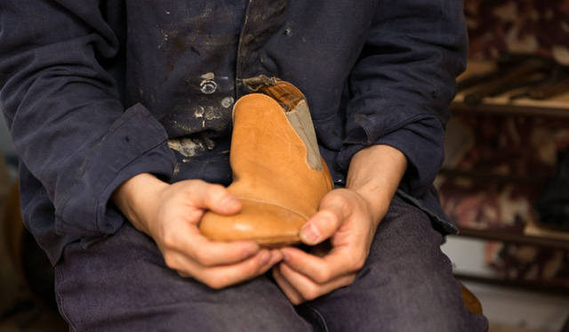 <strong>H? Katsukawa from Tokyo｜エイチ カツカワ フロム トウキョウ</strong><br />勝川永一氏のアトリエにて