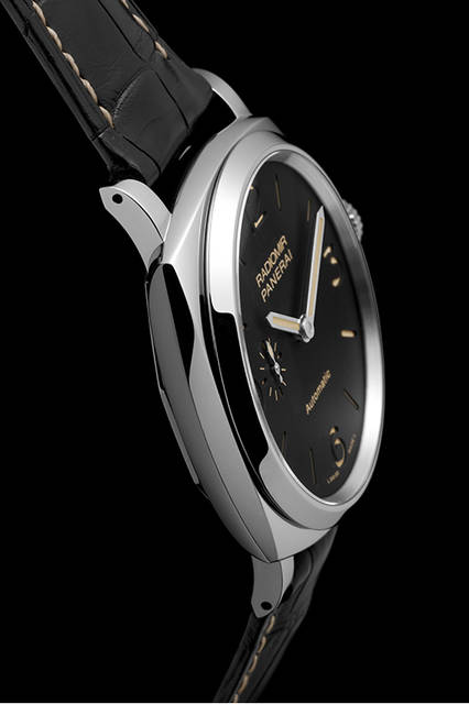 PANERAI|パネライ ラジオミール スリーデイズ アッチャイオ 42mm <strong>ラジオミール 1940 スリーデイズ オートマティック アッチャイオ−42mm</strong><br />ケース|ステンレススチール<br />直径|42mm<br />ムーブメント|自動巻き(Cal.P.4000)<br />振動数|2万8800振動/時<br />パワーリザーブ|約72時間<br />防水|10気圧<br />機能|秒針ゼロリセット機構