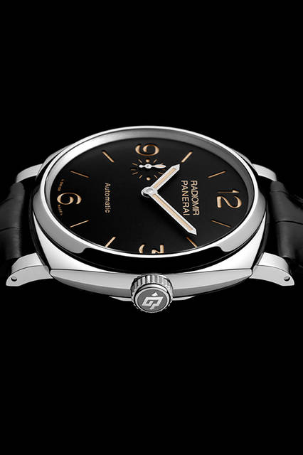 PANERAI|パネライ ラジオミール スリーデイズ アッチャイオ 42mm <strong>ラジオミール 1940 スリーデイズ オートマティック アッチャイオ−42mm</strong><br />ケース|ステンレススチール<br />直径|42mm<br />ムーブメント|自動巻き(Cal.P.4000)<br />振動数|2万8800振動/時<br />パワーリザーブ|約72時間<br />防水|10気圧<br />機能|秒針ゼロリセット機構
