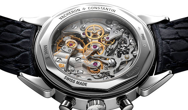 <strong>ヒストリーク・コルヌ・ドゥ・ヴァッシュ 1955</strong><br />ケース｜プラチナ950<br />直径｜38.5mm<br />厚さ｜10.9mm<br />ムーブメント｜手巻き（Cal.1142）<br />振動数｜2万1600振動／時<br />パワーリザーブ｜約48時間<br />防水｜3気圧<br />機能｜タキメーター、クロノグラフ<br />発売予定｜2015年11月<br />価格｜857万5000円（税別）