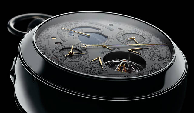 <strong>Reference 57260</strong><br />ケース｜18Kホワイトゴールド<br />直径｜98mm<br />厚さ｜50.55mm<br />ムーブメント｜手巻き（Cal.3750）<br />振動数｜1万8000振動／時<br />パワーリザーブ｜約60時間<br />機能｜レギュレータータイプの時・分・秒表示。球体ヒゲゼンマイを備えたアーミラリ天球儀トゥールビヨン・レギュレーター。3軸トゥールビヨン。12時間式の第２時間帯表示（時・分）。世界24都市のワールドタイム表示。12時間式ワールドタイムの昼夜表示。グレゴリオ暦永久カレンダー。グレゴリオ暦曜日表示。グレゴリオ暦月表示。グレゴリオ暦レトログラード日付表示。閏年表示。曜日番号の表示（ISO8601カレンダー）。その年における週番号表示（ISO8601カレンダー）。19年周期のユダヤ暦カレンダー。ヘブライ語曜日名。ヘブライ語月名。ヘブライ語日付表示。ヘブライ語セキュラーカレンダー。ヘブライ語世紀、10年、年表示。ユダヤ暦年の月数表示（12カ月または13カ月）。19年周期のゴールデンナンバー表示。太陽針による季節、春分・秋分、夏至・冬至、12星座表示。天文表示（オーナーの居住地で調整）。恒星時。恒星分。日出時刻表示（オーナーの居住地で調整）。日入時刻表示（オーナーの居住地で調整）。均時差。昼の長さ（オーナーの居住地で調整）。夜の長さ（オーナーの居住地で調整）。月相・月齢表示（1027年調整不要）。ヨム・キプール（ユダヤ教の贖罪の日）日付表示。レトログラード1/5秒クロノグラフ（コラムホイール1個）。レトログラード1/5秒スプリットセコンド・クロノグラフ（コラムホイール１個）。12時間積算計（コラムホイール１個）。60分積算計。シングルゴング＆ハンマーストライキング・アラーム。アラーム・ストライキング／サイレンス切り替え表示。ノーマルアラーム／カリヨン・ストライキング・アラーム選択表示。カリヨン・ストライキング機能と連結したアラーム機能。グラン・ソヌリ／プチ・ソヌリの選択が可能なアラームストライキング機能。アラーム・パワーリザーブ表示。5個のチャイムと5個のハンマーによるカリヨン・ウエストミンスターチャイム。グラン・ソヌリ・パッシングストライク。プチ・ソヌリ・パッシングストライク。ミニット・リピーター。ナイトサイレンス機能。完全に巻き上げられた状態で香箱を外すシステム。グラン・ソヌリ／プチ・ソヌリ・モード表示。サイレント／ストライキング／ナイト・モード表示。時間輪列用パワーリザーブ表示。ストライキング輪列用パワーリザーブ表示。巻き上げリューズポジション表示。ストライキングロック表示。二重香箱用巻き上げシステム。2位置・2方向の針合わせシステム。アラーム機能用埋め込み式巻き上げリューズ<br />限定数｜1本（アトリエ・キャビノティエによるオーダーメイド）<br />価格｜非公開<br />