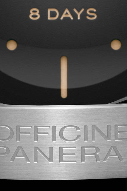 PANERAI PAM00641 TABLE CLOCK|パネライ テーブルクロック <strong>テーブルクロック</strong><br />ケース|ステンレススチール<br />直径|65mm<br />ムーブメント|手巻き(Cal.P.5000)<br />振動数|2万1600振動/時<br />パワーリザーブ|約192時間<br />発売中