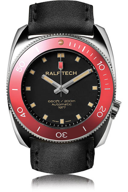 <strong>WRV V オートマティック1977 ボルケーノ リミテッドエディション</strong><br />ケース｜ステンレススチール<br />直径｜43.8mm<br />ムーブメント｜自動巻き（Cal.RTA002）<br />機能｜潜水時間を記録する逆回転防止式ベゼル<br />ストラップ｜ビンテージバレニアカーフレザー<br />限定数｜77本<br />価格｜54万円