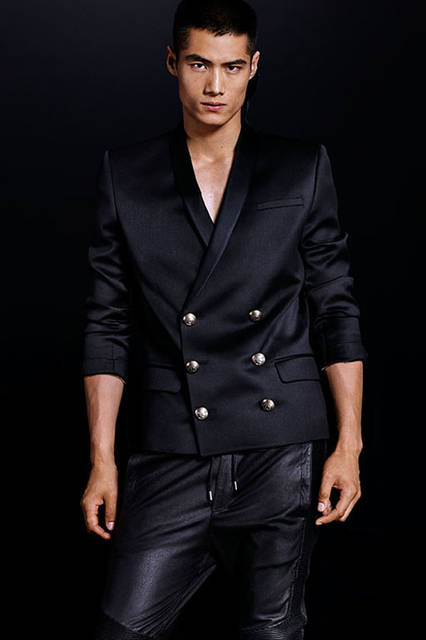 <strong>H&M｜エイチ・アンド・エム</strong><br />「BALMAIN × H&M」メンズコレクション　
