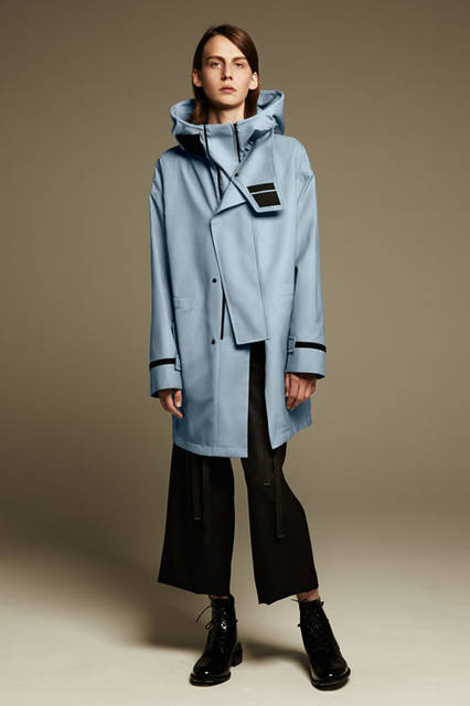 <strong>ato｜アトウ</strong><br />2016年春夏コレクション