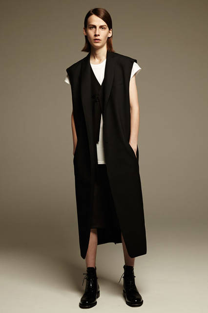 <strong>ato｜アトウ</strong><br />2016年春夏コレクション