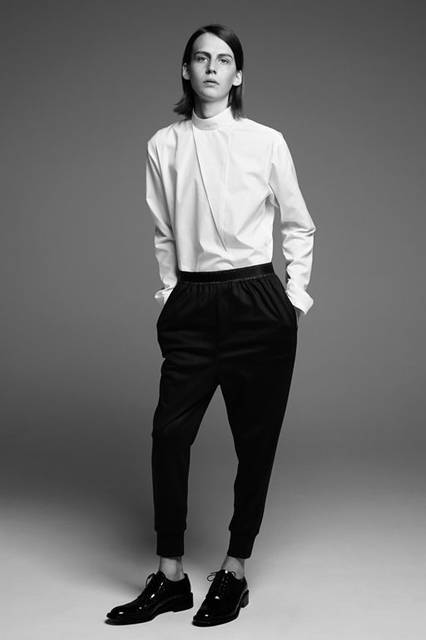 <strong>ato｜アトウ</strong><br />2016年春夏コレクション