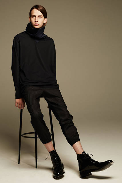 <strong>ato｜アトウ</strong><br />2016年春夏コレクション