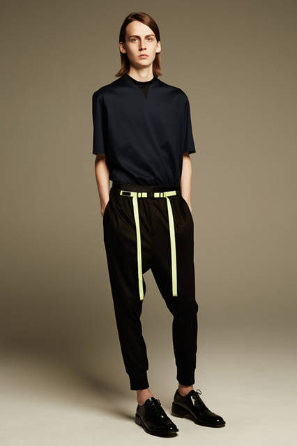 <strong>ato｜アトウ</strong><br />2016年春夏コレクション