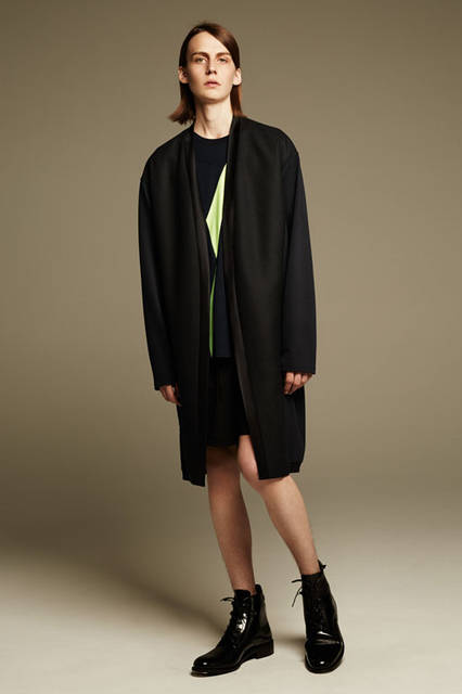 <strong>ato｜アトウ</strong><br />2016年春夏コレクション