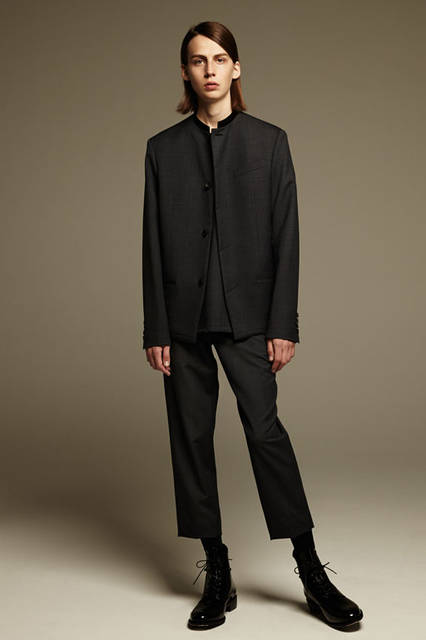 <strong>ato｜アトウ</strong><br />2016年春夏コレクション