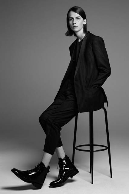 <strong>ato｜アトウ</strong><br />2016年春夏コレクション