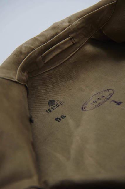 <strong>TOMORROWLAND｜トゥモローランド</strong><br />TOMORROWLAND MEETS MACKINTOSH「MACKINTOSH POP UP STORE」　STANCIL PRINT SERVICE