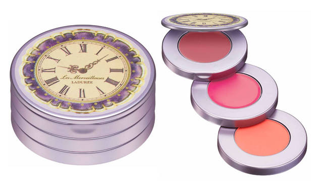 <strong>Les Merveilleuses LADURÉE｜レ・メルヴェイユーズ ラデュレ</strong><br />2015 HOLIDAY COLLECTION　「メイクアップ コフレ」4860円