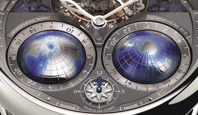 <strong>ヴィルレ トゥールビヨン シリンドリック ナイトスカイ ジオスフェール</strong><br />ケース｜ホワイトゴールド<br />直径｜47mm<br />厚さ｜15.38mm<br />ムーブメント｜手巻き（Cal.MB 68.40）<br />振動数｜1万8000振動／時<br />パワーリザーブ｜約48時間<br />防水｜3気圧<br />機能｜トゥールビヨン、トリプルタイムゾーン<br />限定数｜18個<br />発売時期|2016年<br />価格｜27万5000ユーロ（日本円価格未定）