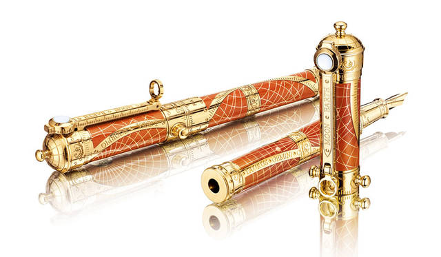 プレステージコレクション「プレステージ 万年筆：ペン先18K　ref.241031」51万8400円、「プレステージ ローラーボール ref.242031」49万6800円